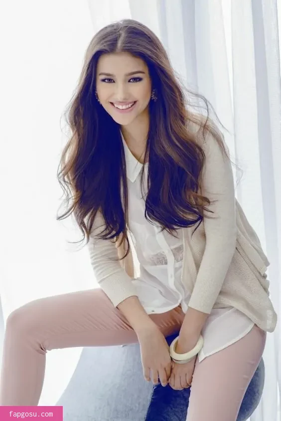 Liza Soberano