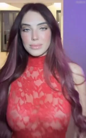 Loreen Schenke content