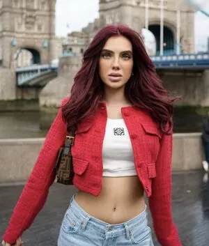Loreen Schenke content