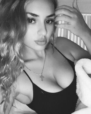 Lydia Simonis content