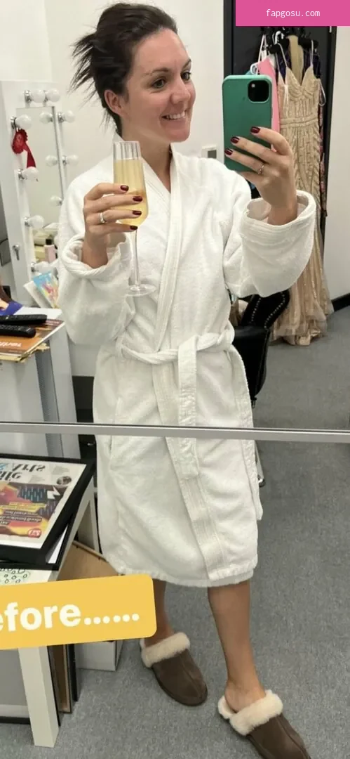 Laura Tobin