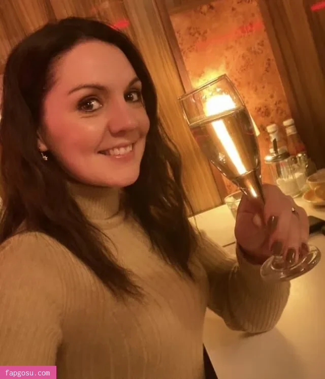 Laura Tobin