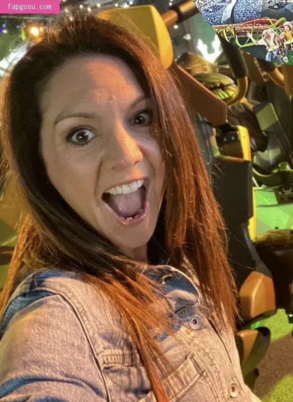 Laura Tobin