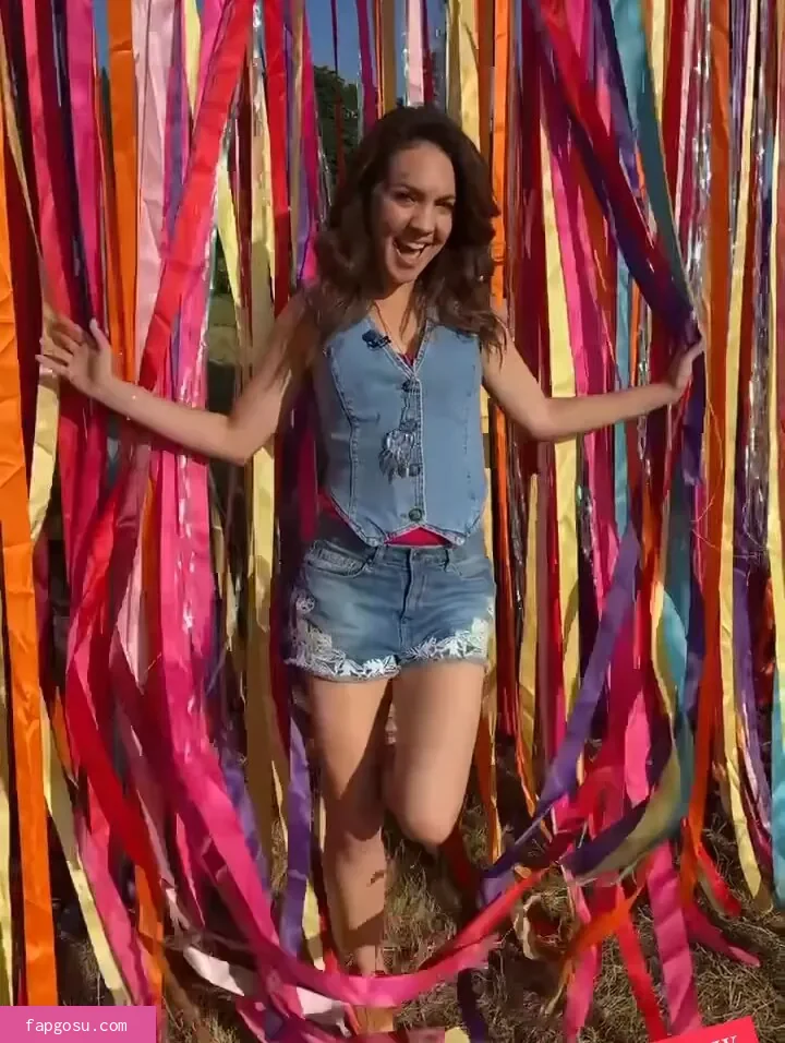 Laura Tobin