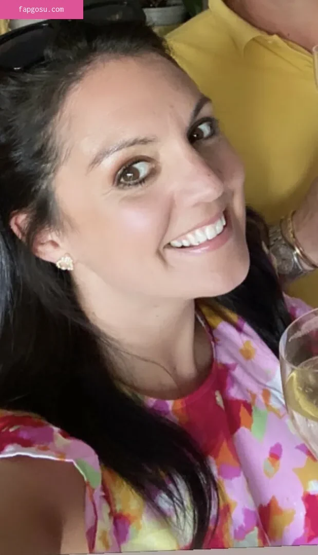 Laura Tobin