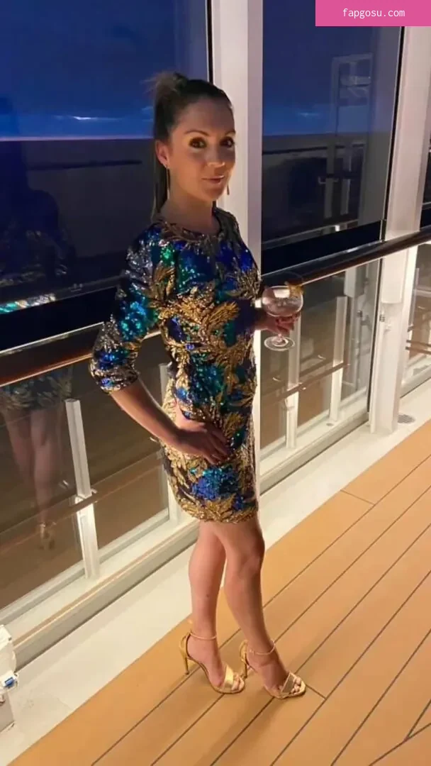 Laura Tobin