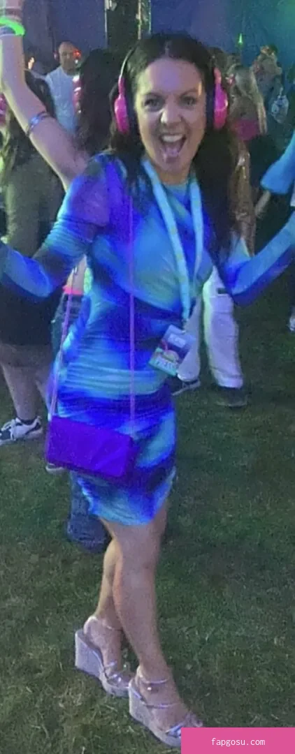 Laura Tobin