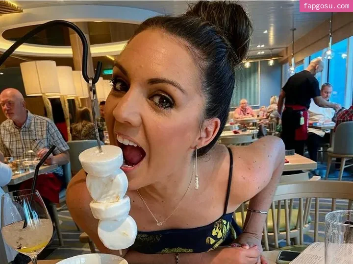 Laura Tobin