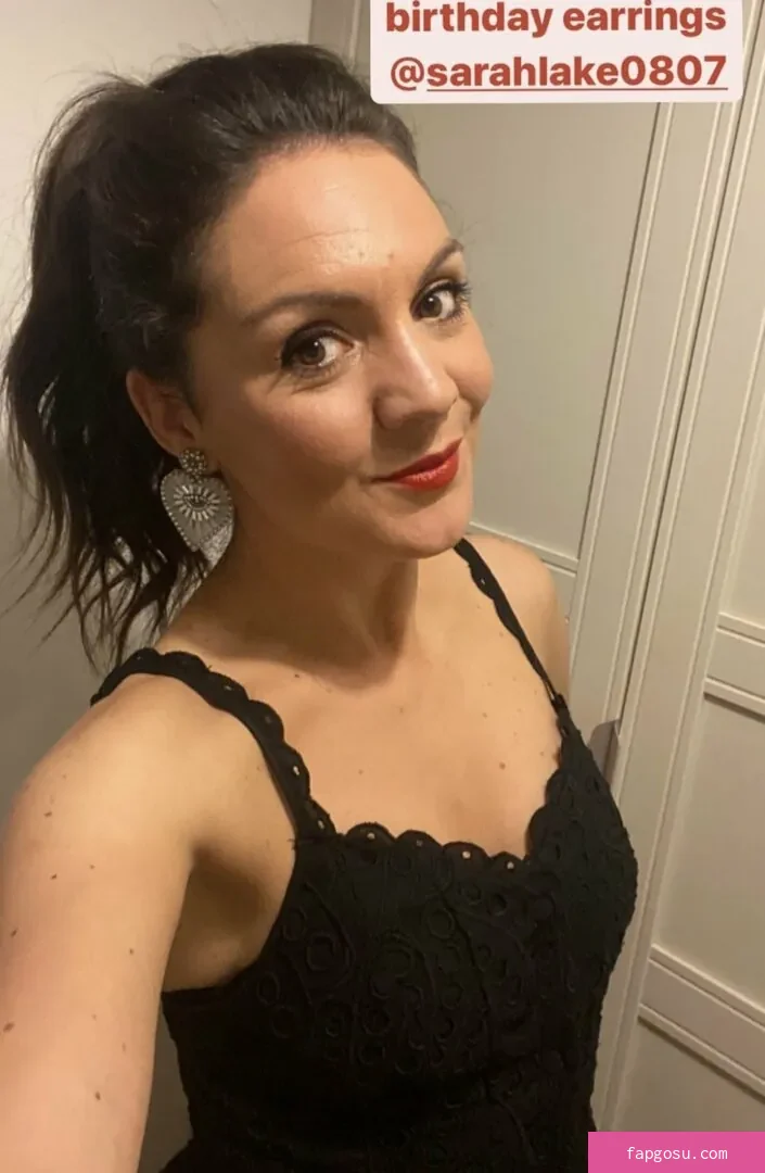 Laura Tobin