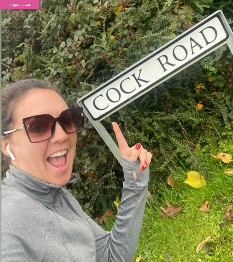 Laura Tobin