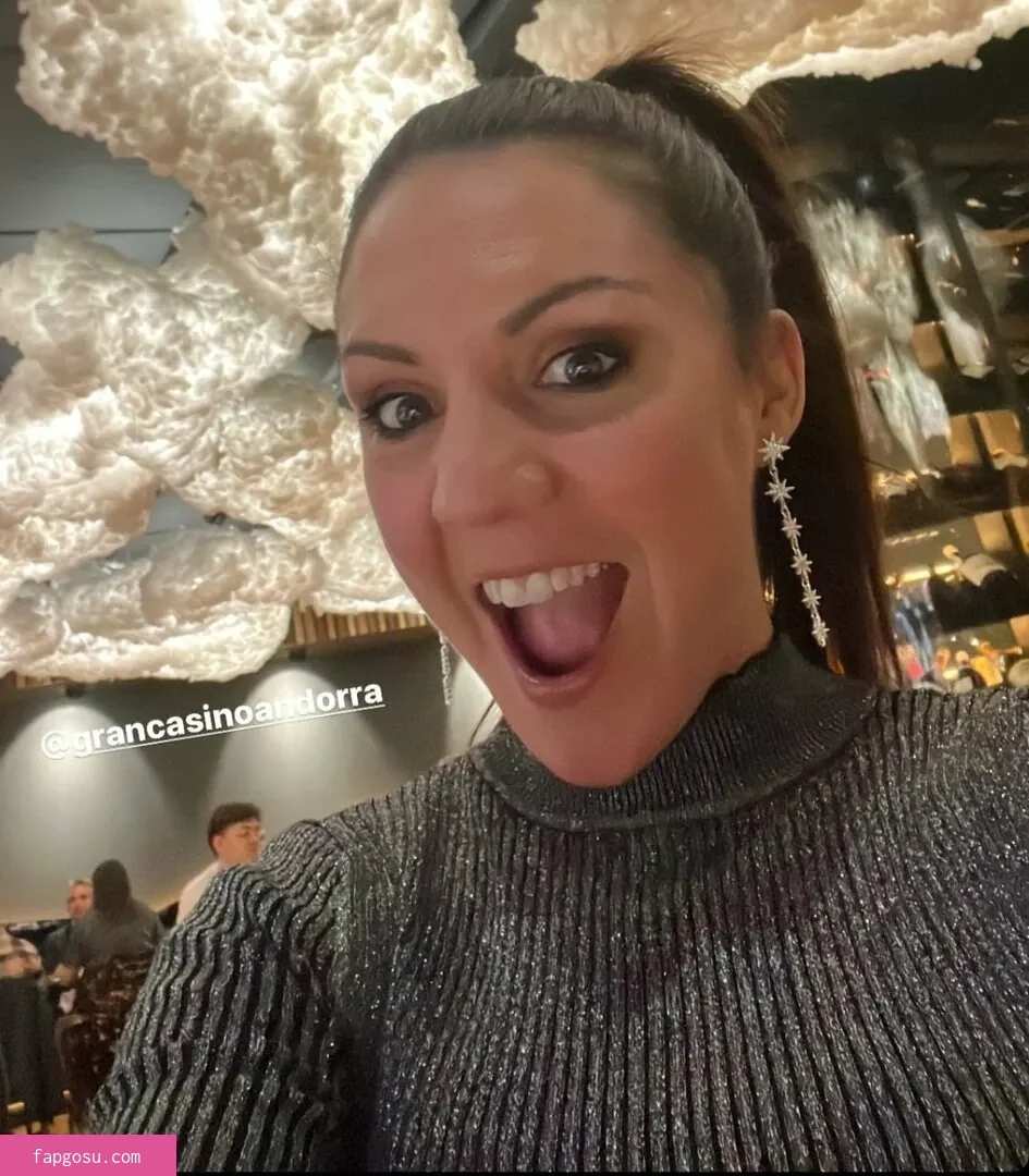 Laura Tobin