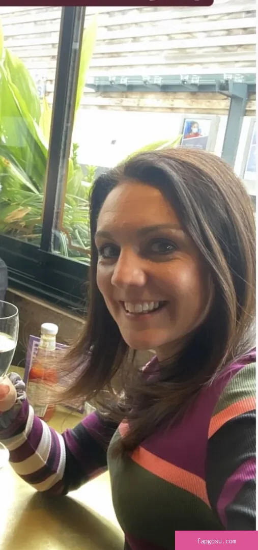 Laura Tobin