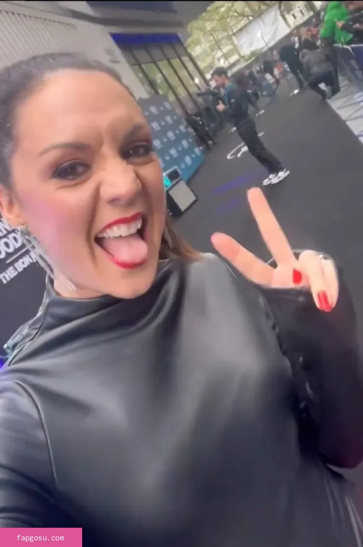 Laura Tobin
