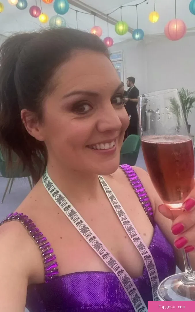 Laura Tobin