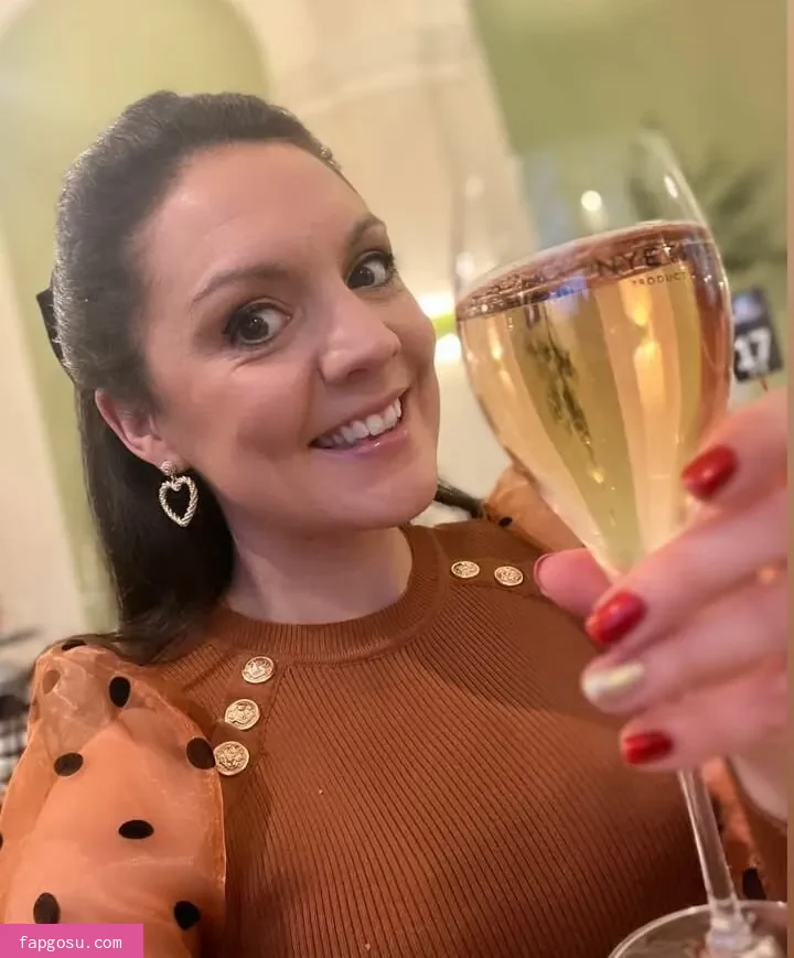 Laura Tobin