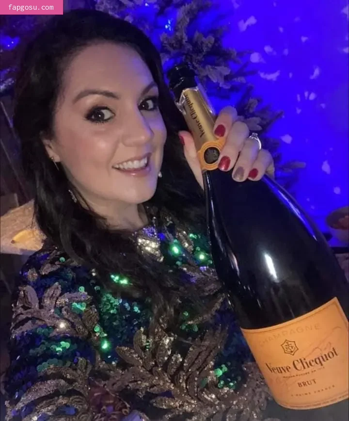 Laura Tobin