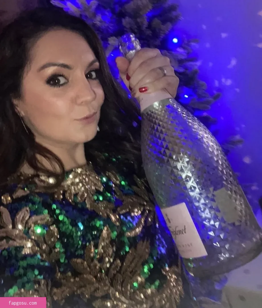 Laura Tobin