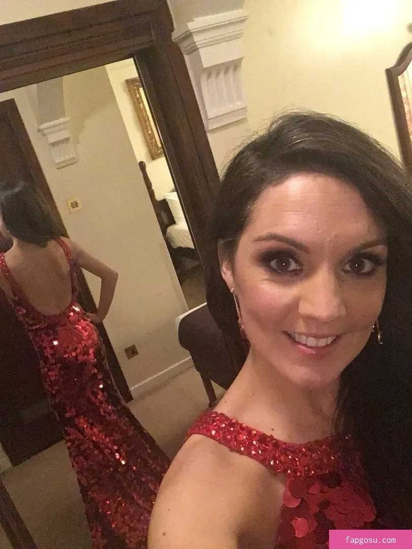 Laura Tobin