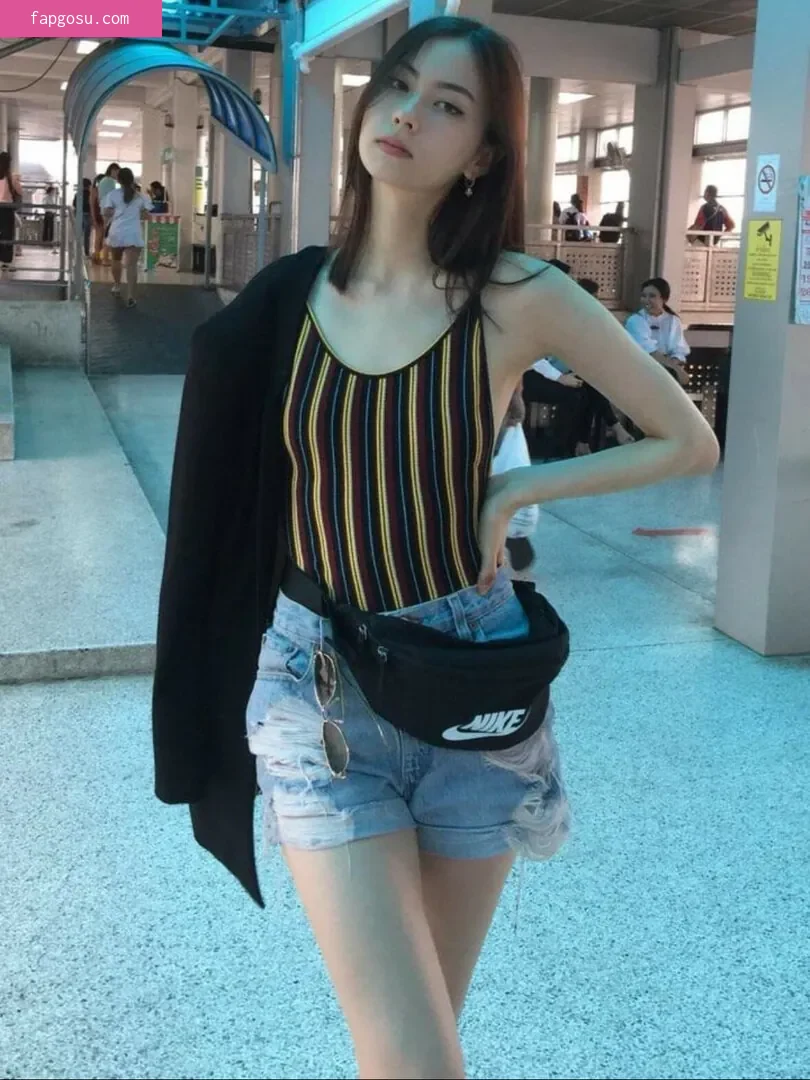 Lauren Tsai
