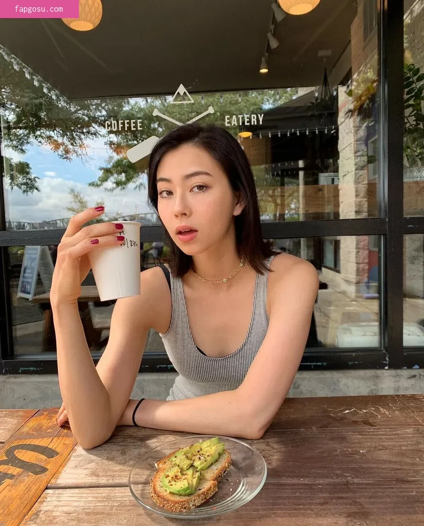 Lauren Tsai