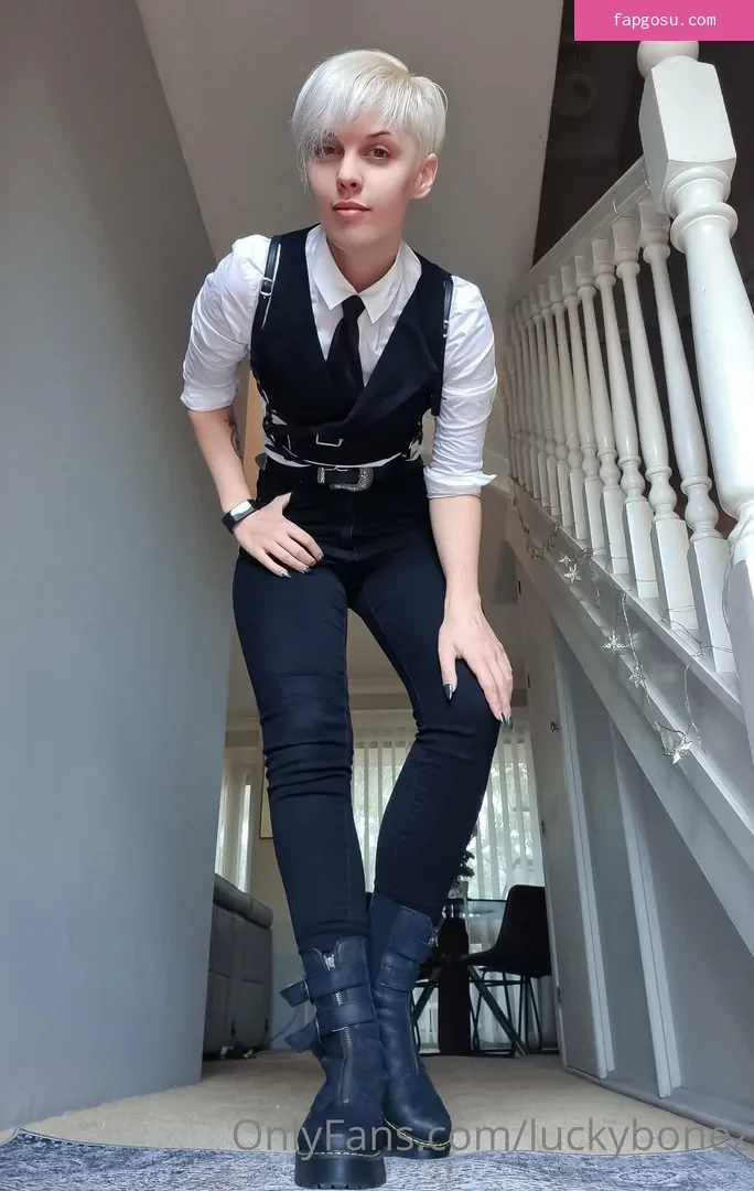 LuckyBonez - Photo #1014