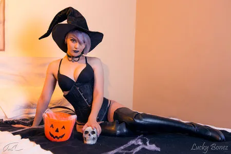 LuckyBonez