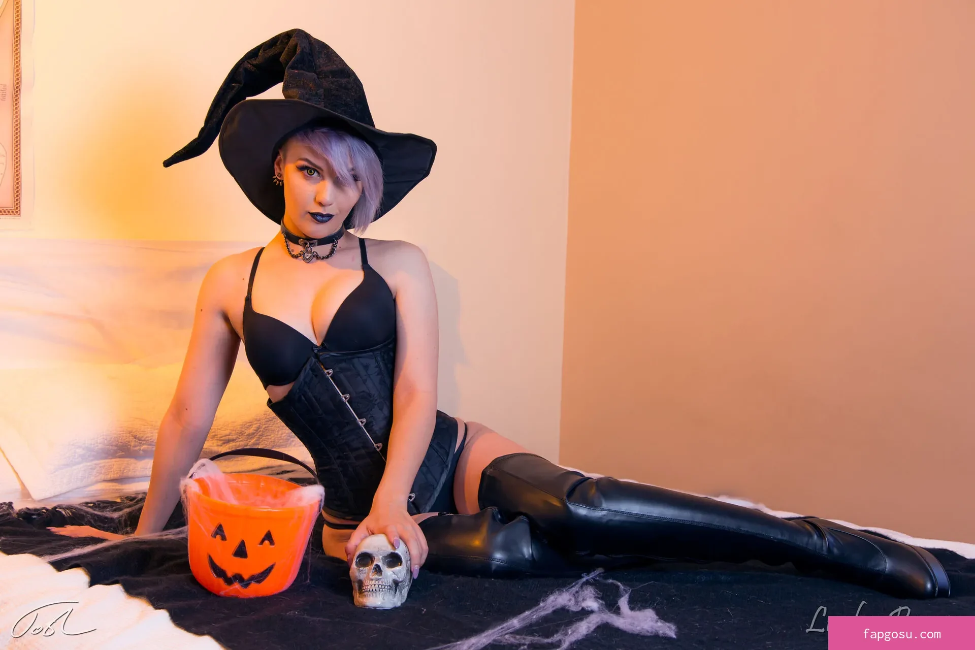 LuckyBonez - Photo #502