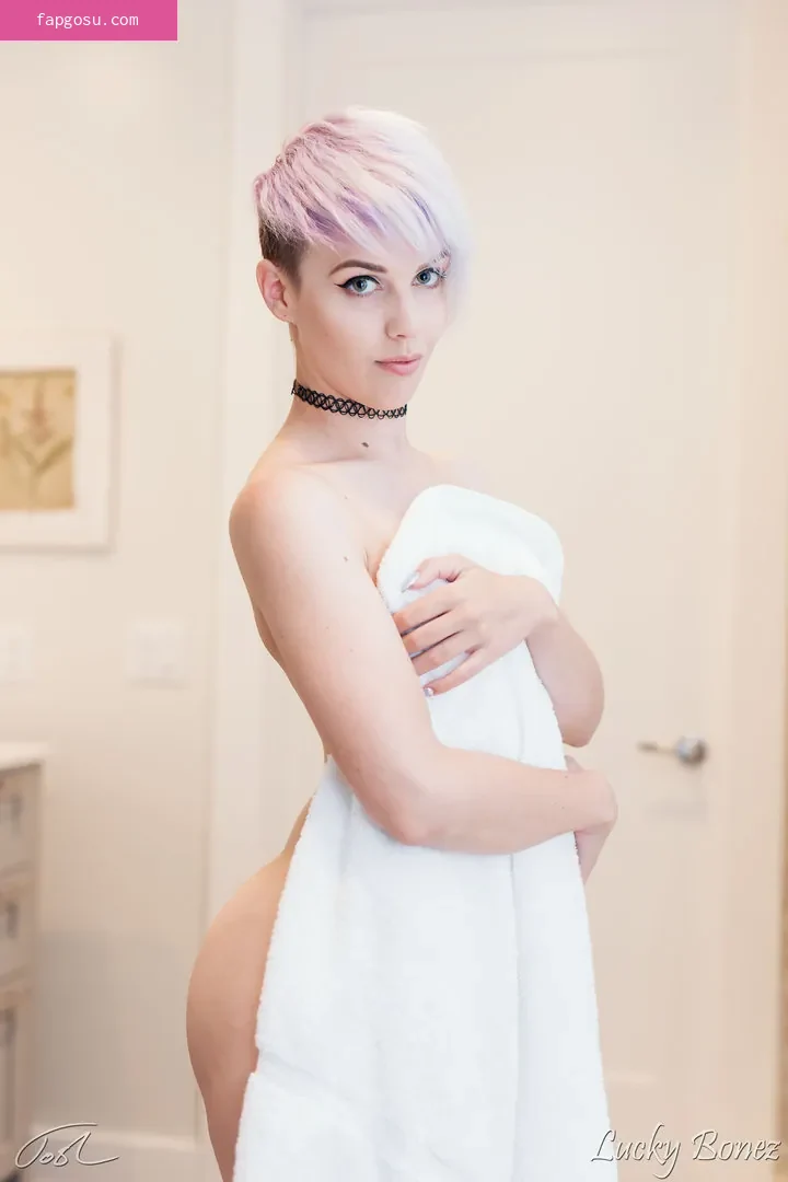 LuckyBonez - Photo #710