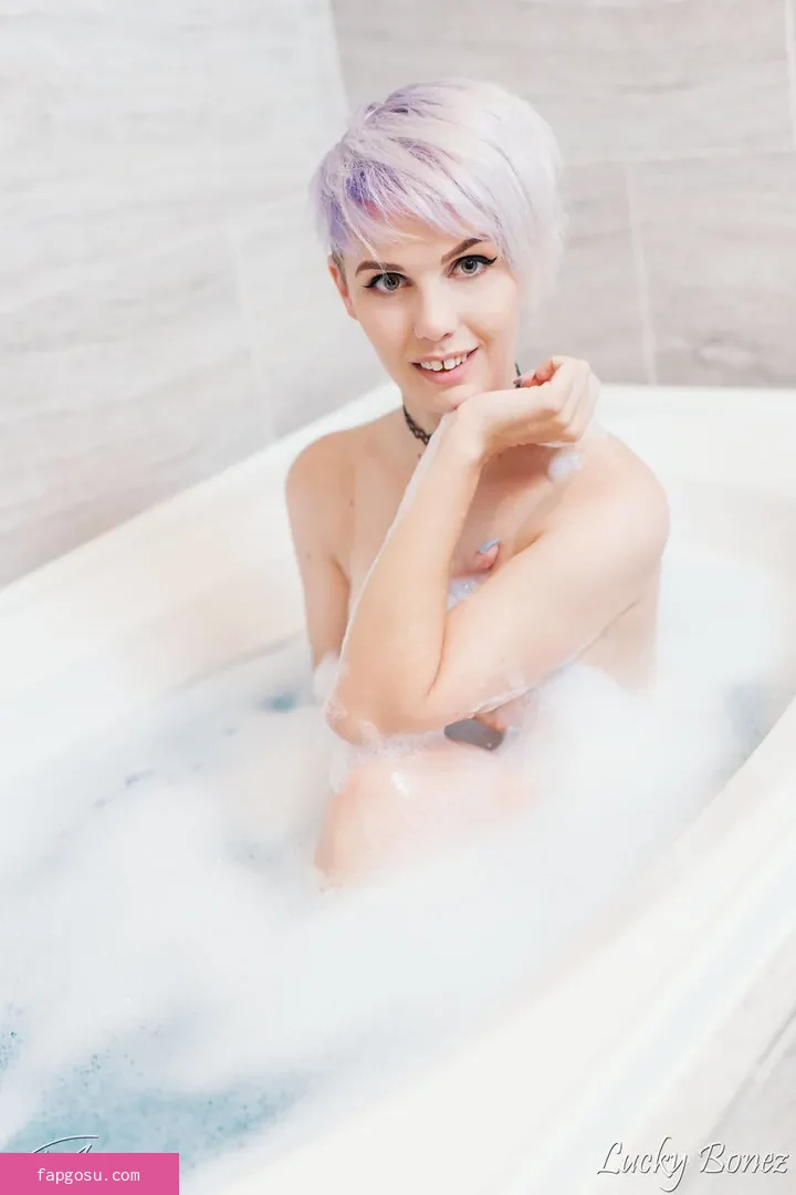 LuckyBonez - Photo #723