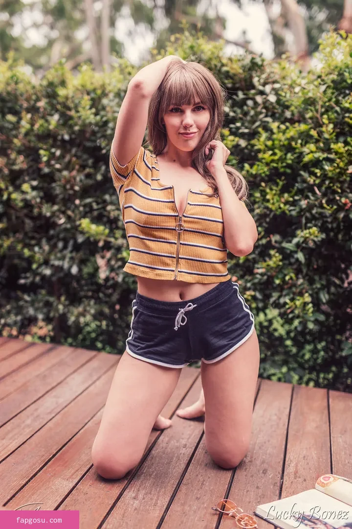 LuckyBonez - Photo #847