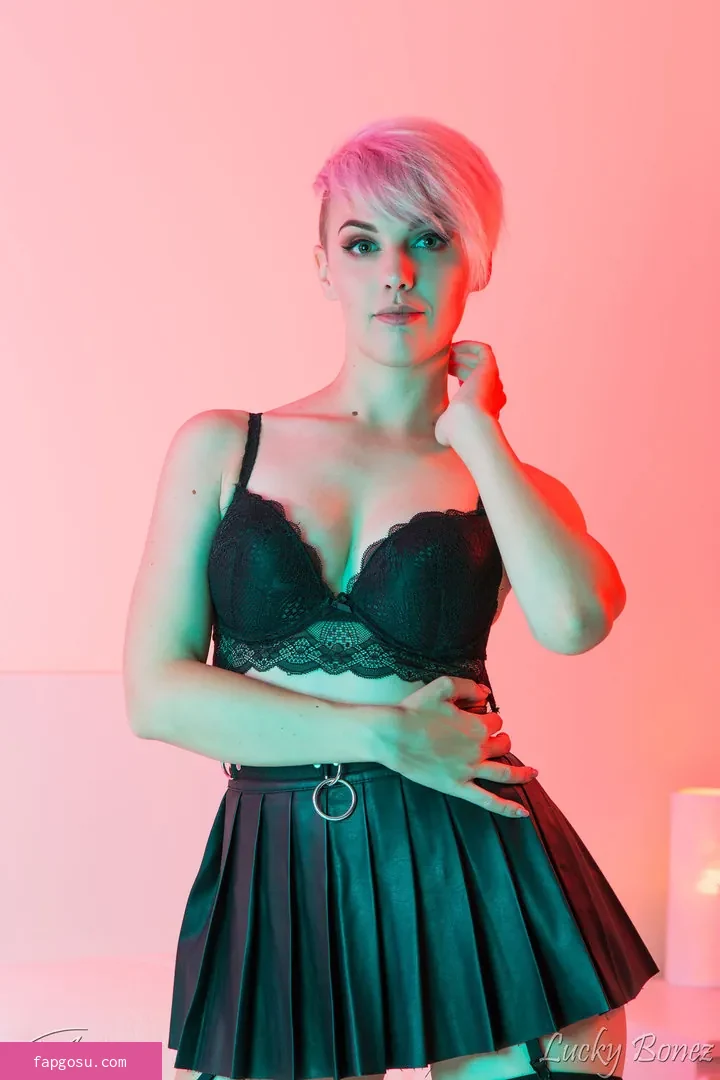 LuckyBonez - Photo #867