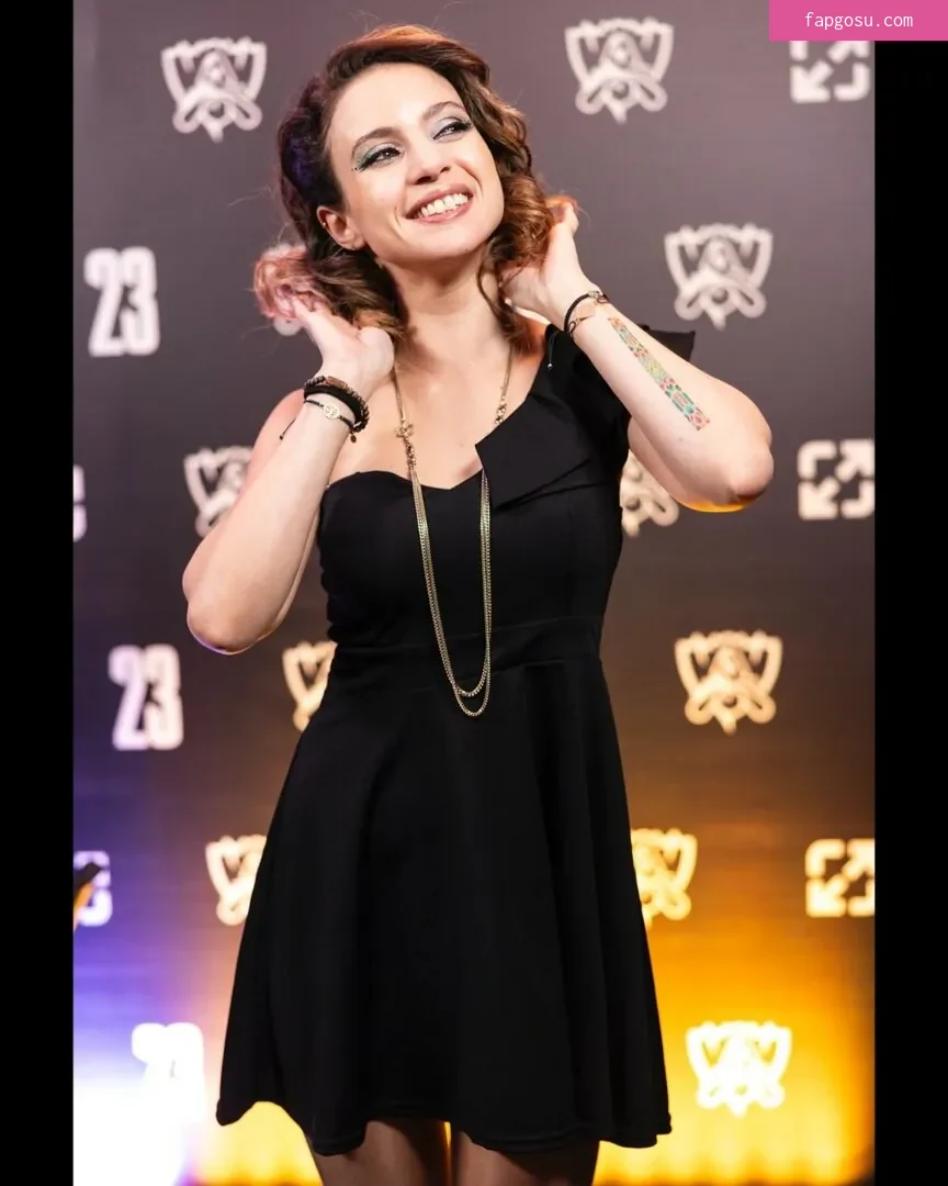 Laure Valée
