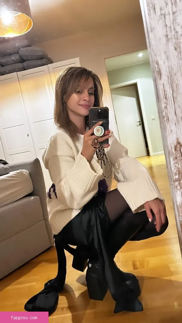 Laure Valée