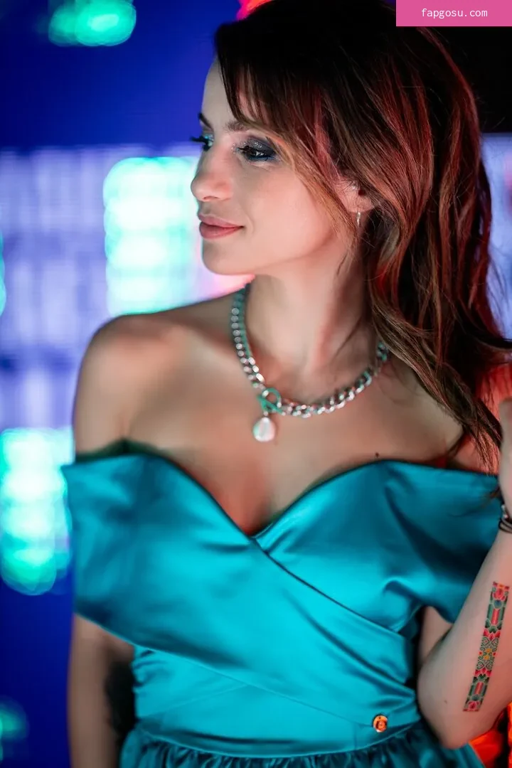 Laure Valée