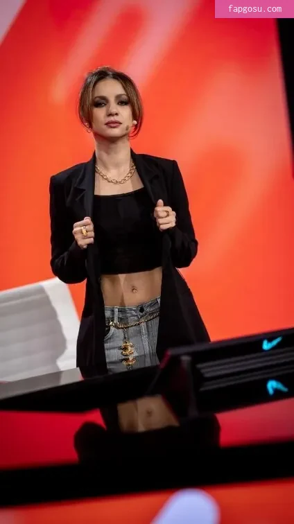 Laure Valée