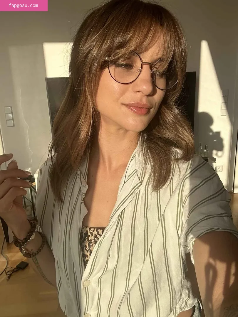 Laure Valée