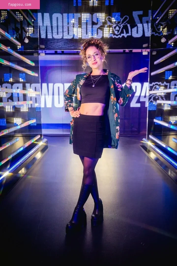 Laure Valée