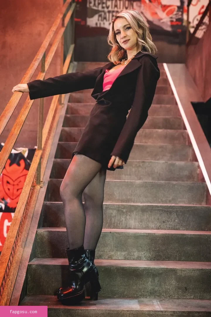 Laure Valée