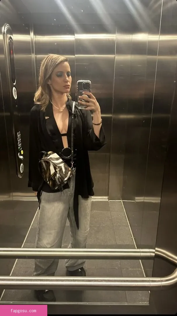 Laure Valée