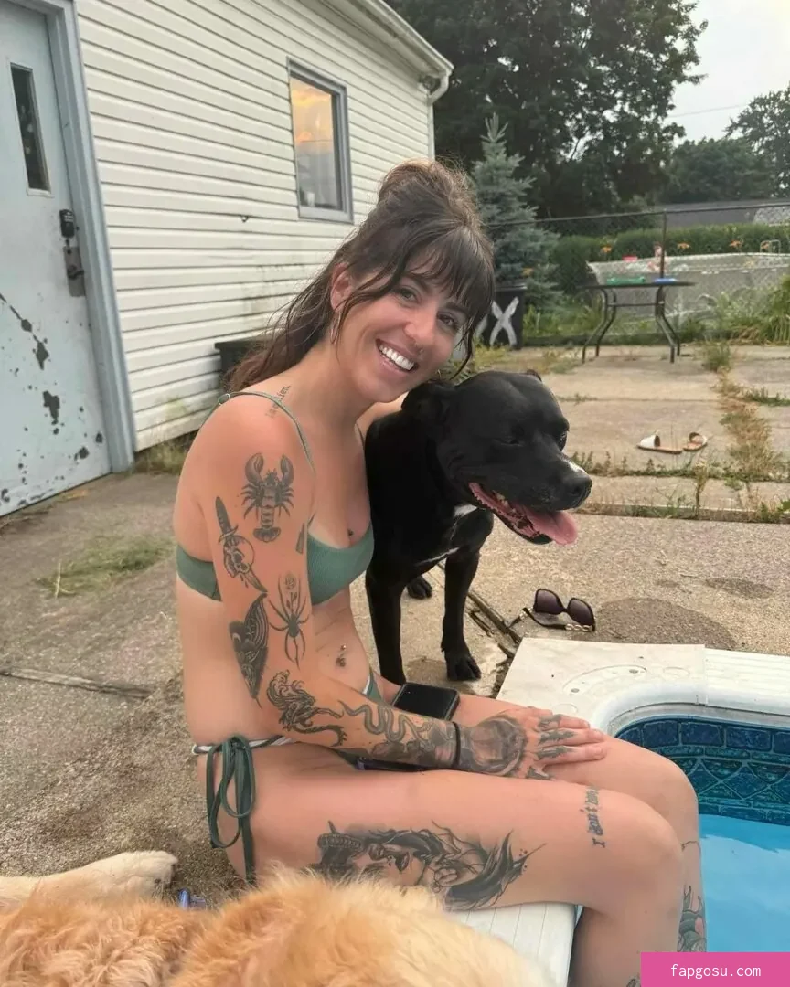 Leah Vollrath / Stagger Leah / Raven Azul / staggerleah