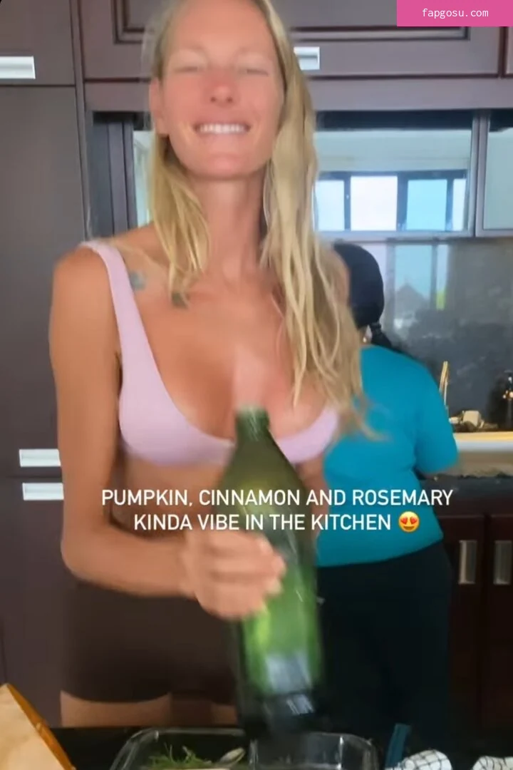 Laura Weyel