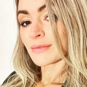 Laura Woods