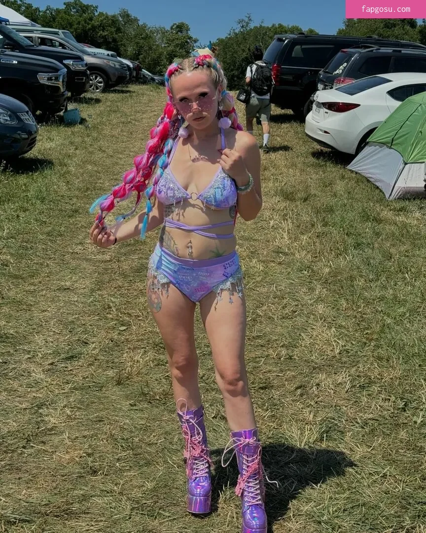 megsnotdead