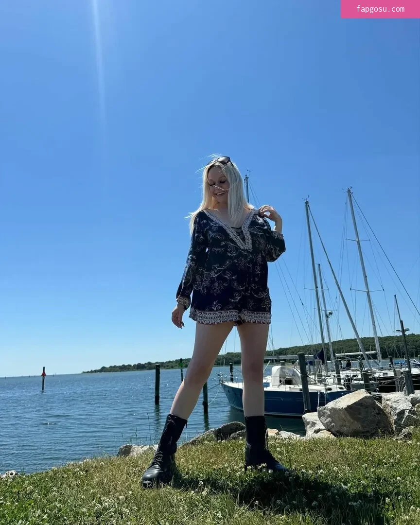 megsnotdead