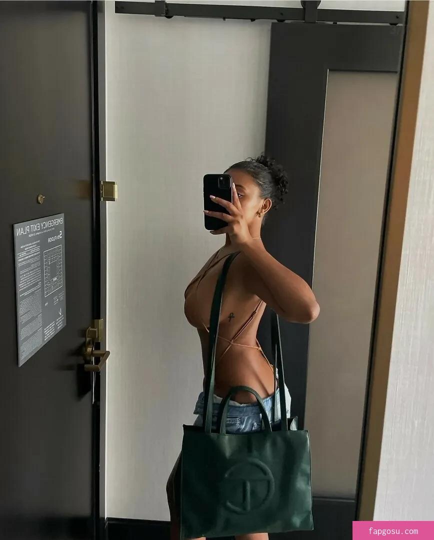 Mariahellie