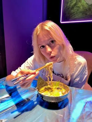 Mayshyni content