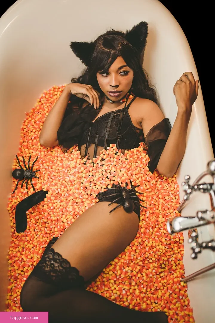 Mica Burton