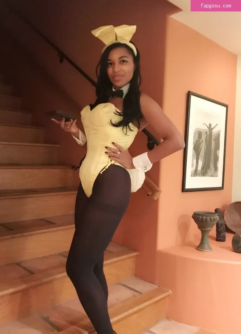 Mica Burton