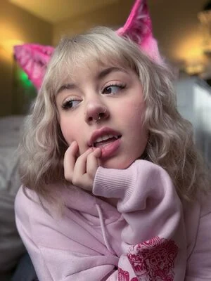 Miss Bunnie content