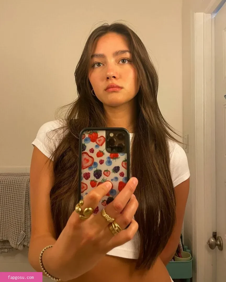 Mabel Chee
